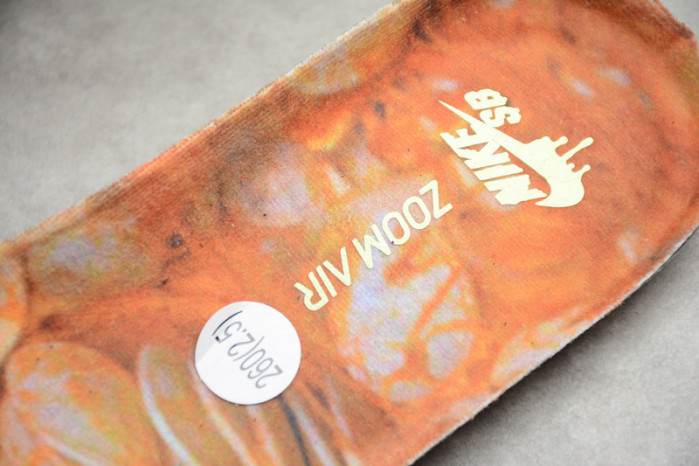 Nike SB Dunk Low Night of Mischief Halloween BQ6817-006