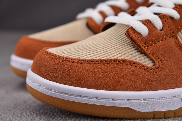 Nike Dunk Low Pro SB 