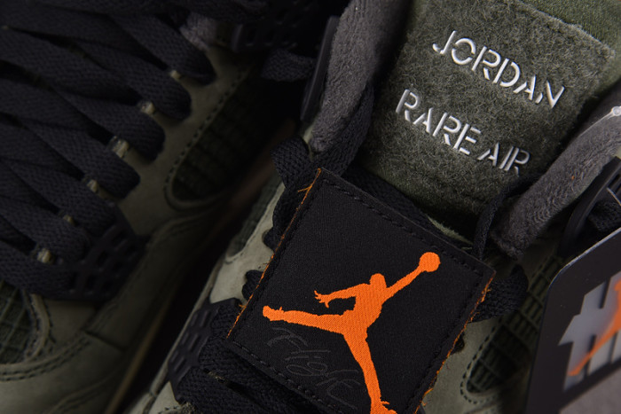 Jordan 4 Retro OG SP Undefeated (2025) IB1519-200