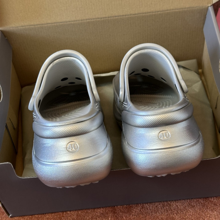 BALENCIAG* Crocs 55