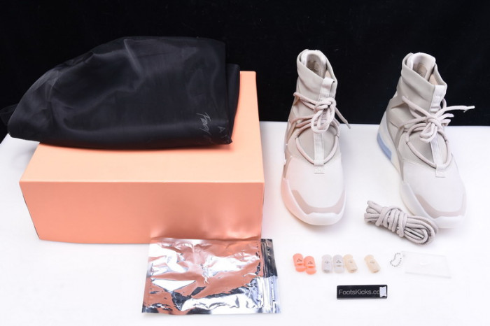 Air Fear of God 1 Oatmeal  AR4237-900