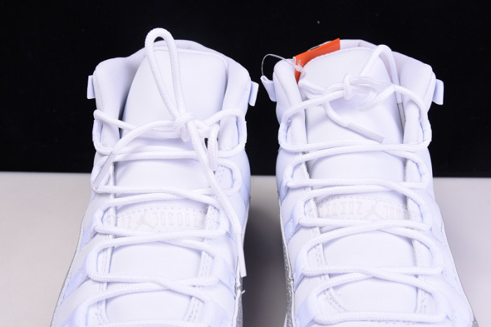 AIR Jordan 11 White Metallic Silver Vast Grey AR0715-100