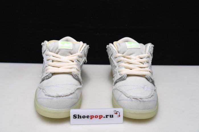 NIKE SB Dunk Low " Mummy " DM0774-111