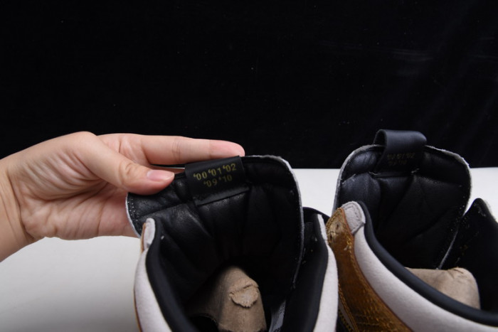 Kobe Bryant x Air Jordan 1 High OG Black-Purple 555088-171