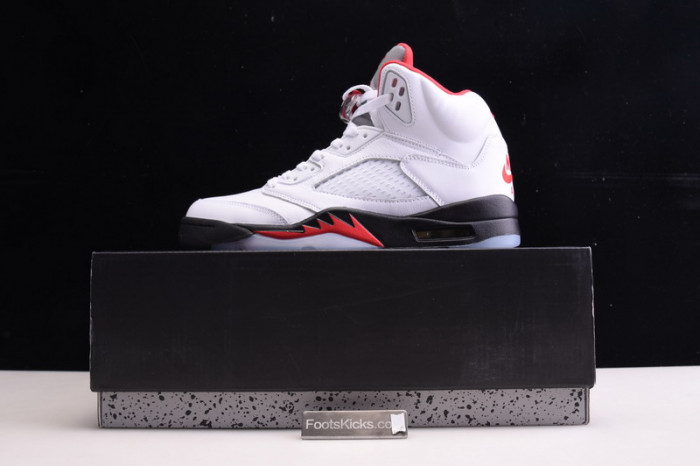 Air Jordan 5 Fire Red 2020 Silver Tongue DA1911-102