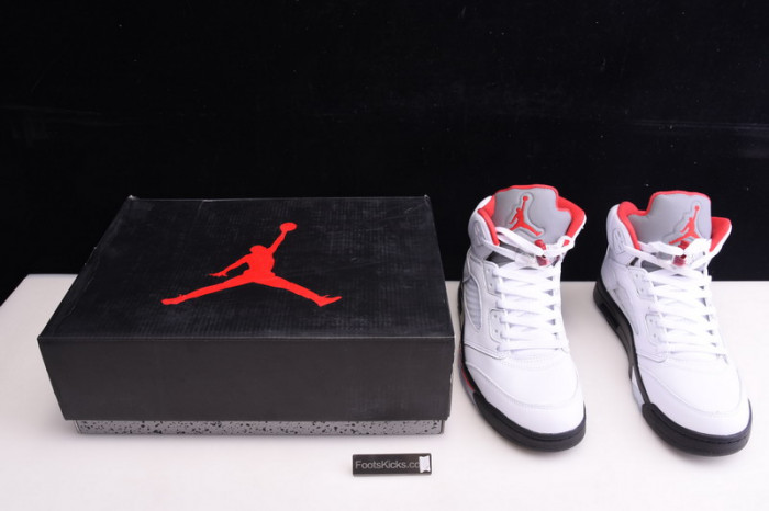 Air Jordan 5 Fire Red 2020 Silver Tongue DA1911-102