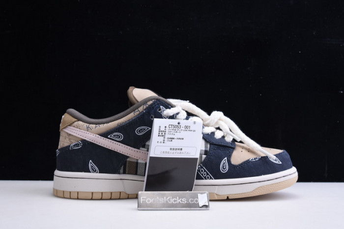 Travis Scott x Nike SB Dunk Low  CT5053-001