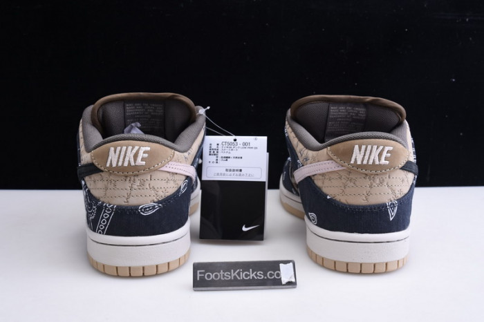 Travis Scott x Nike SB Dunk Low  CT5053-001