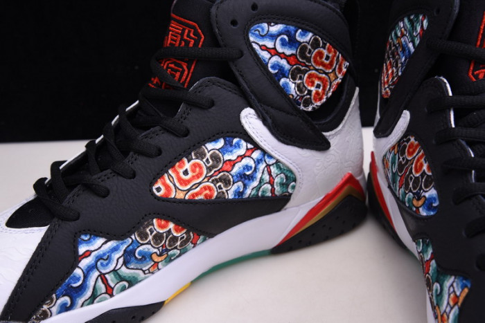 AIR JORDAN 7 RETRO GREATER CHINA CW2805-160