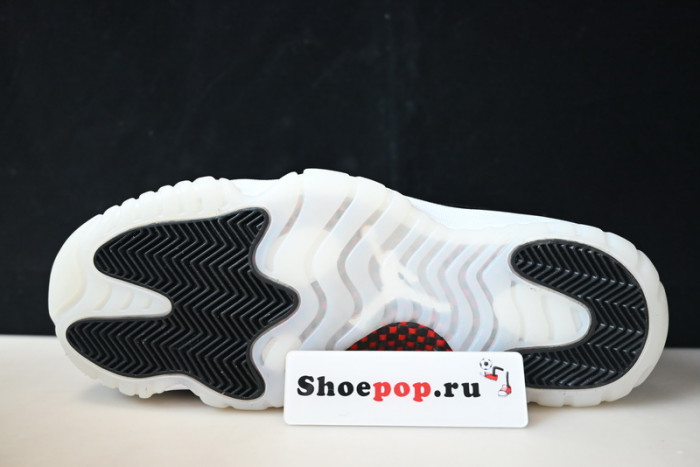 Air Jordan 11 Low "72-10" Expect AV2187-001