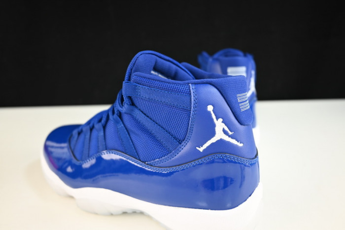 Air Jordan 11 Retro Low 