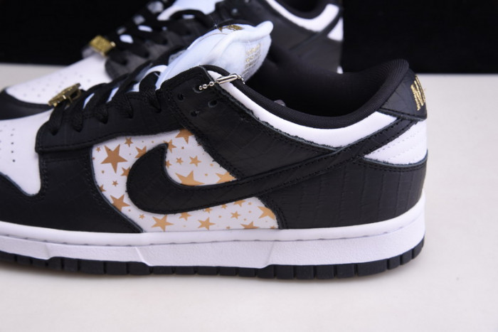 Supreme x Nike SB Dunk Low "Black Stars" DH3228-102