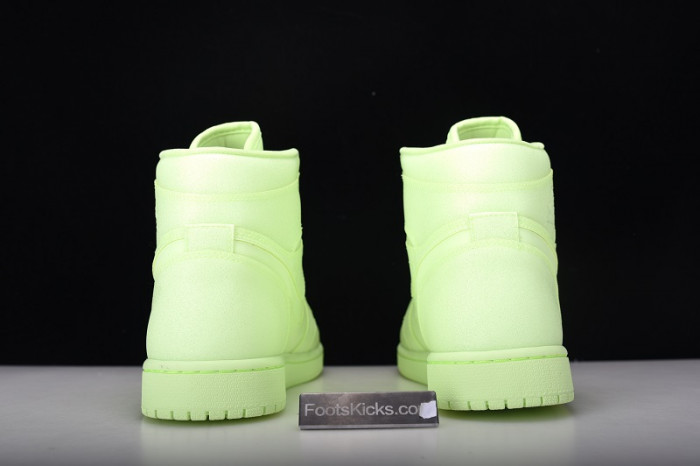 Air Jordan 1 Retro High Barely Volt  AH7389-700