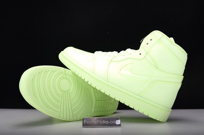 Air Jordan 1 Retro High Barely Volt  AH7389-700