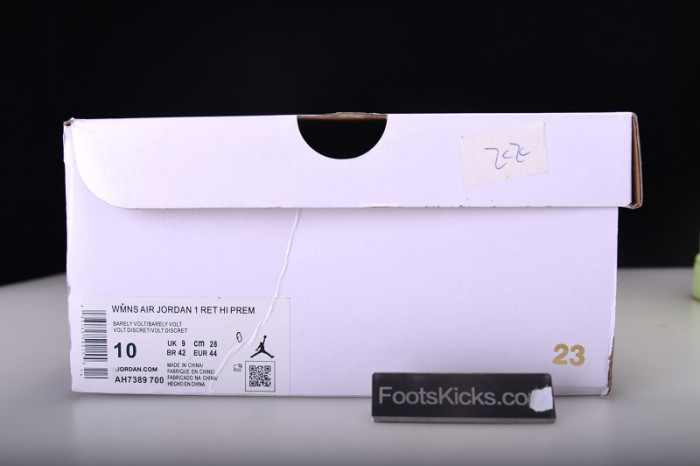 Air Jordan 1 Retro High Barely Volt  AH7389-700