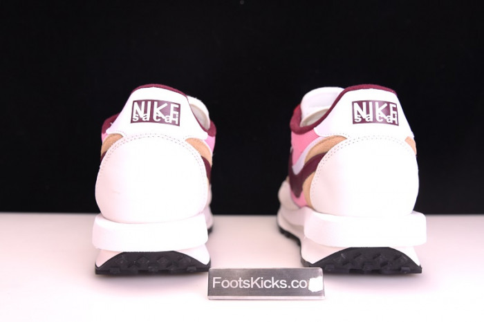 Sacai x Nike LDV Waffle pink  BV0073-500