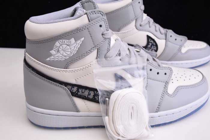 Air Jordan 1 High CN8007-002