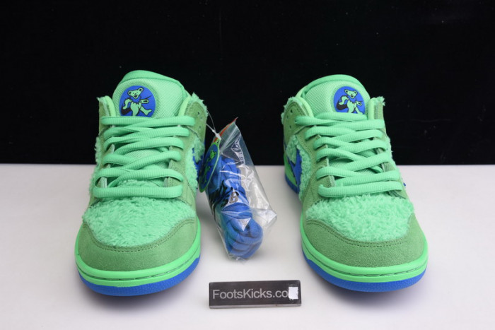 GRATEFUL DEAD X NIKE SB DUNK LOW“ GREEN  BEAR” CJ5378-300