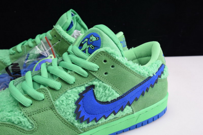 GRATEFUL DEAD X NIKE SB DUNK LOW“ GREEN  BEAR” CJ5378-300