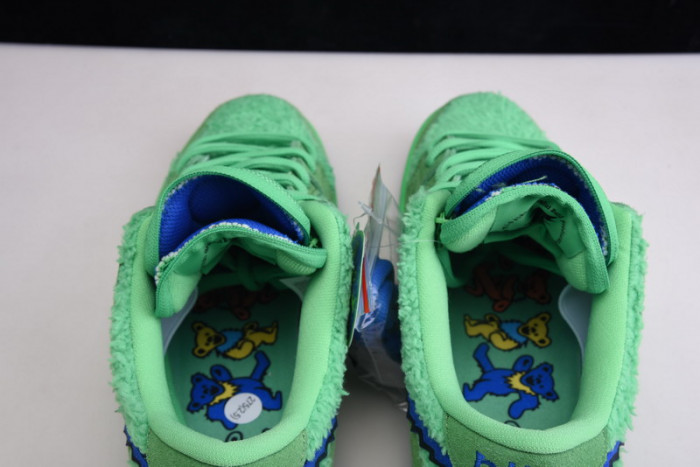 GRATEFUL DEAD X NIKE SB DUNK LOW“ GREEN  BEAR” CJ5378-300