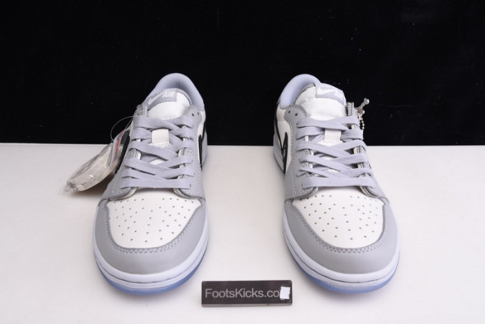 AIR JORDAN 1 low  CN8007-001