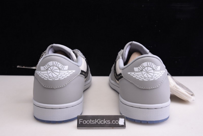AIR JORDAN 1 low  CN8007-001