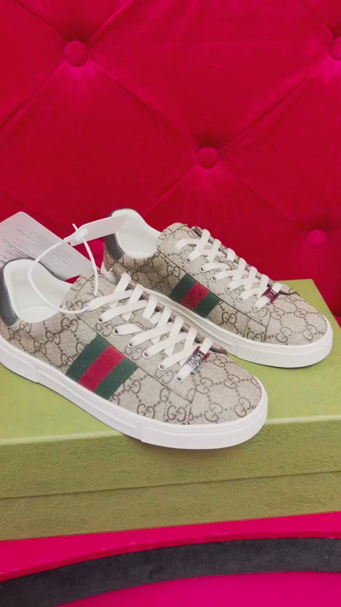 Gucc* Trainer Sneaker105