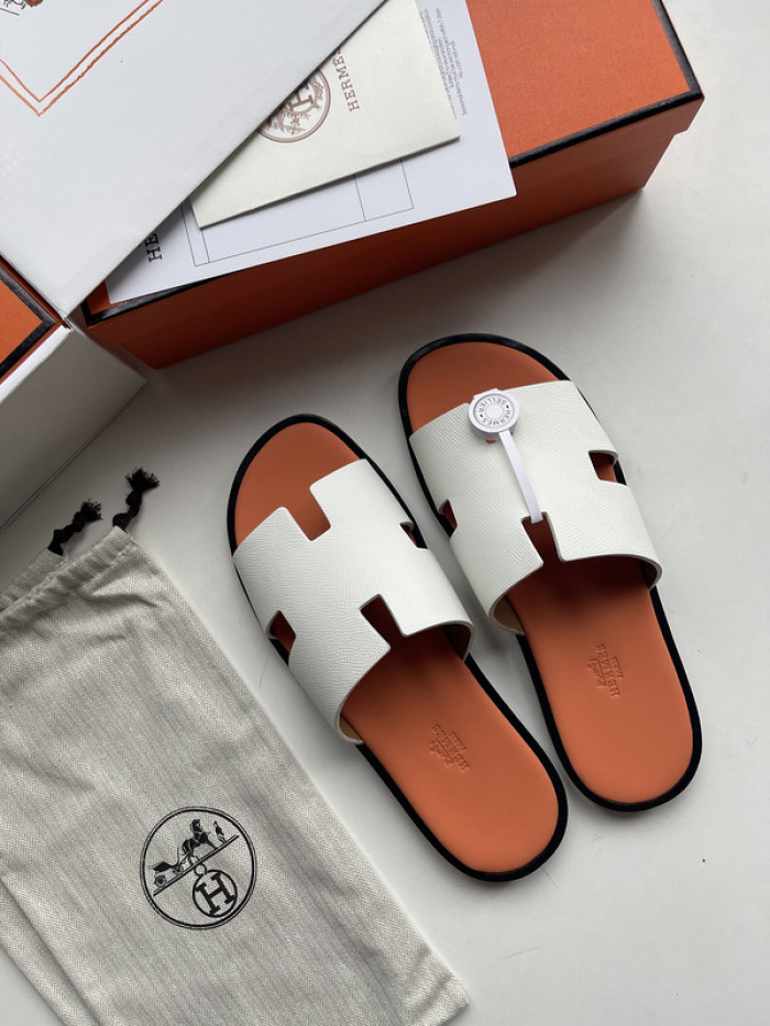 Herme* Sandal82