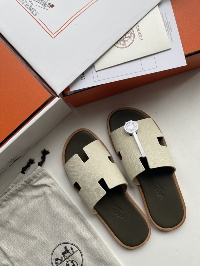 Herme* Sandal81
