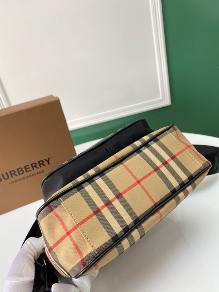 BURBER*Y BAG1