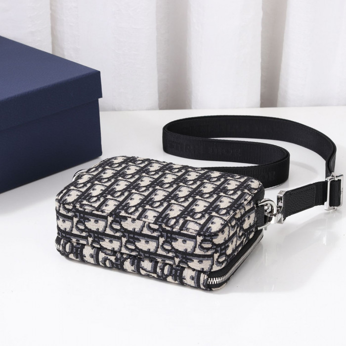 Dior BAG2