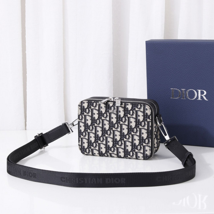 Dior BAG2