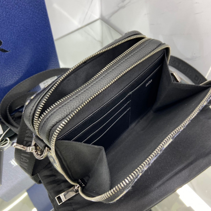 Dior BAG2