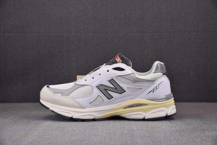 NEW BALANCE NB990 NB000032