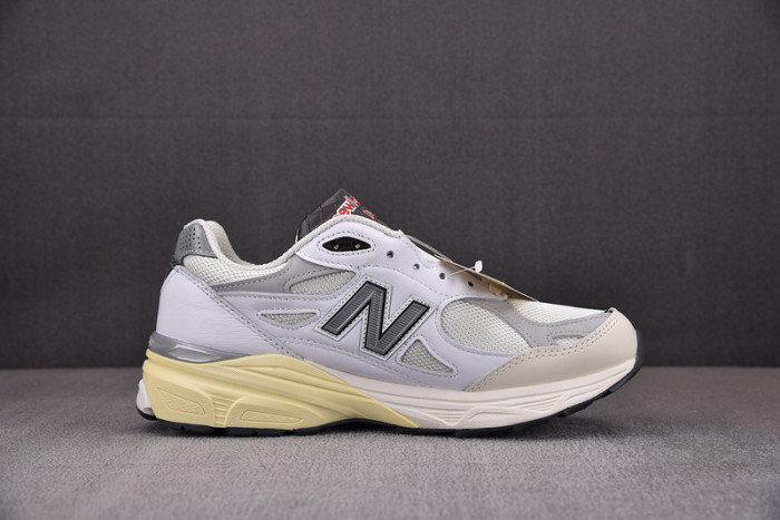 NEW BALANCE NB990 NB000032