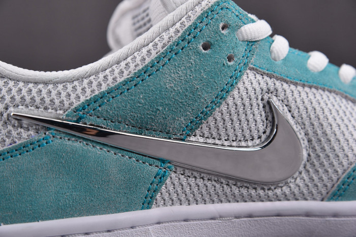 Nike Dunk SDCAI SB Low  FD2562-400