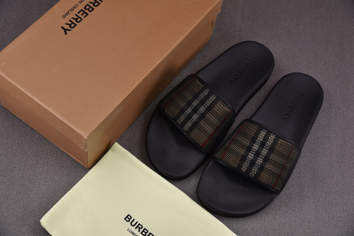 BURBER*Y Sandal11
