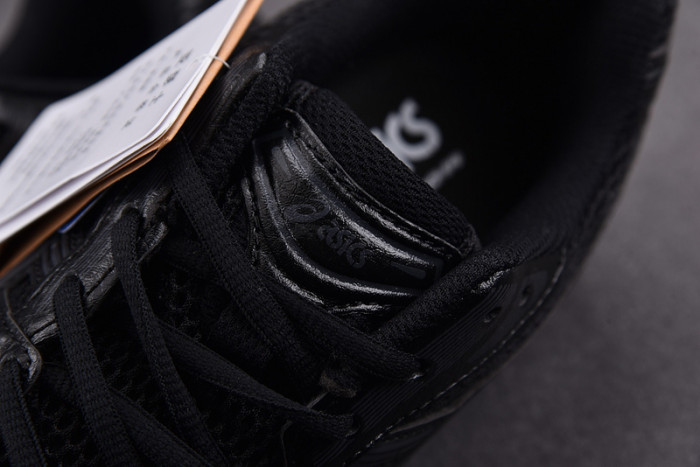 ASICS Gel Kayano 14 
