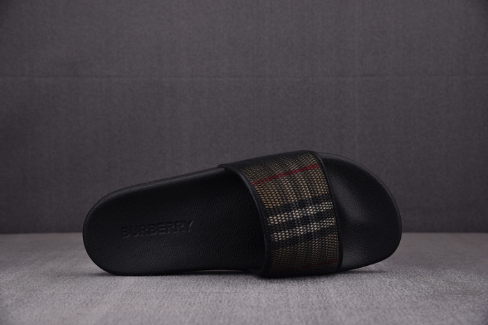 BURBER*Y Sandal11