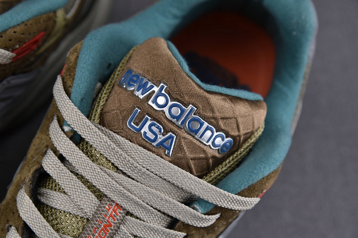 NEW BALANCE 992 NB000011