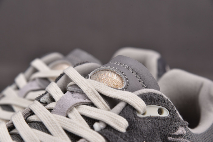 NEW BALANCE 2002 NB000018
