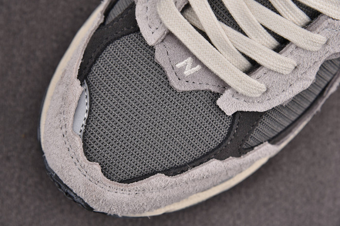 NEW BALANCE 2002 NB000018