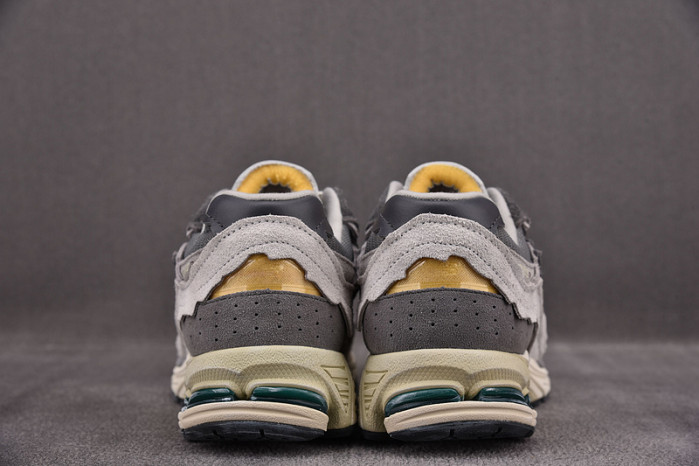 NEW BALANCE 2002 NB000018