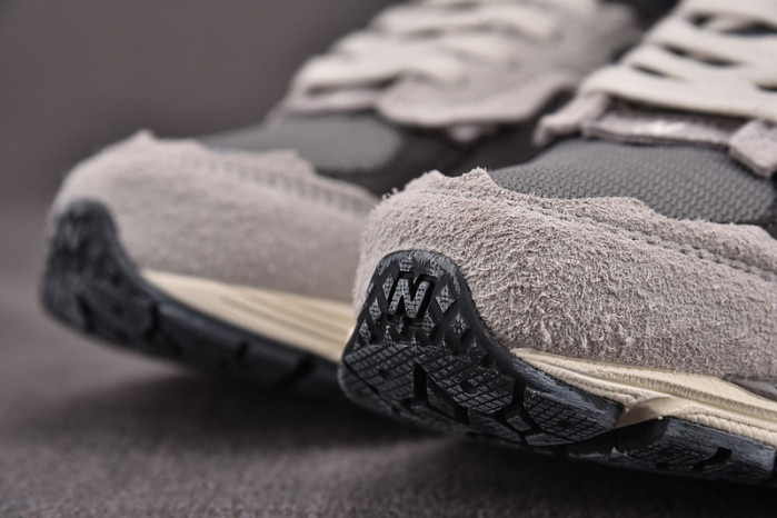 NEW BALANCE 2002 NB000018