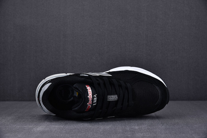NEW BALANCE 992 NB000008
