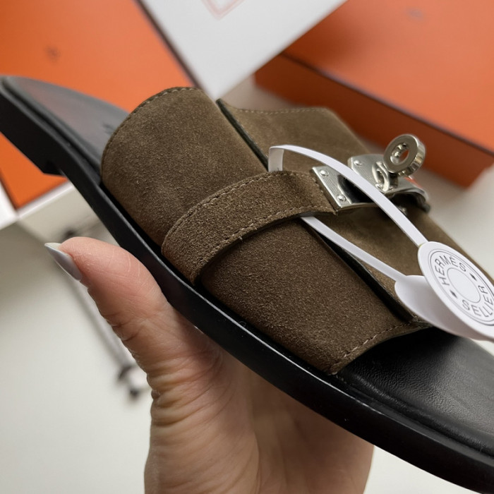 Herme* Sandal89