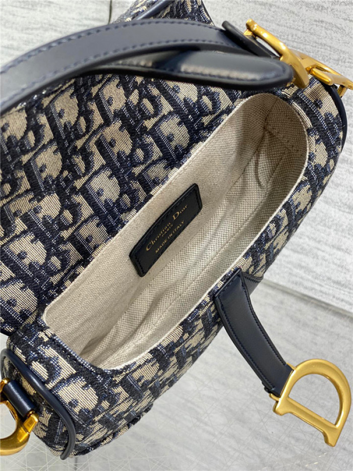 Dior BAG 39