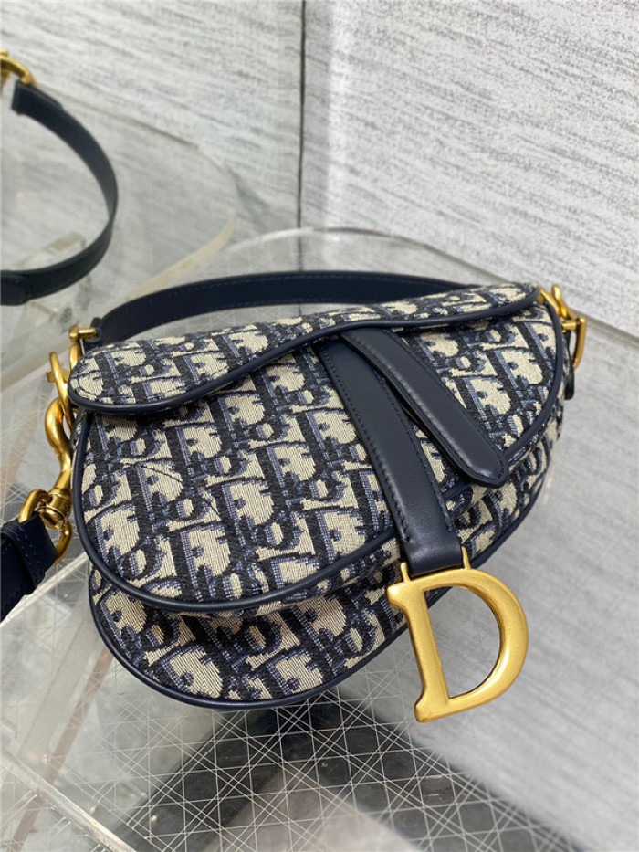 Dior BAG 39