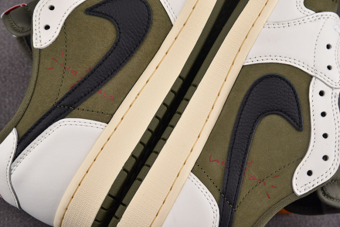 Travis Scott x Air Jordan 1 Low OG Medium Olive  DM7866-200