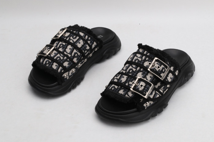 Dio*r sandal10